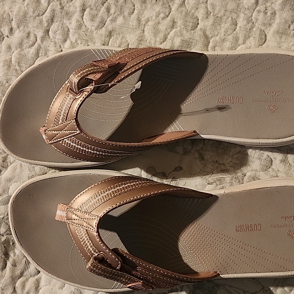 Clark's Cloudsteppers sz 9 sandals